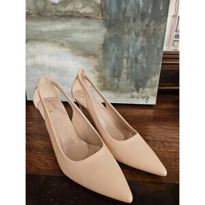 NWOB Yoki Nude Heels Size 11 Closed Toe Pointed Pump